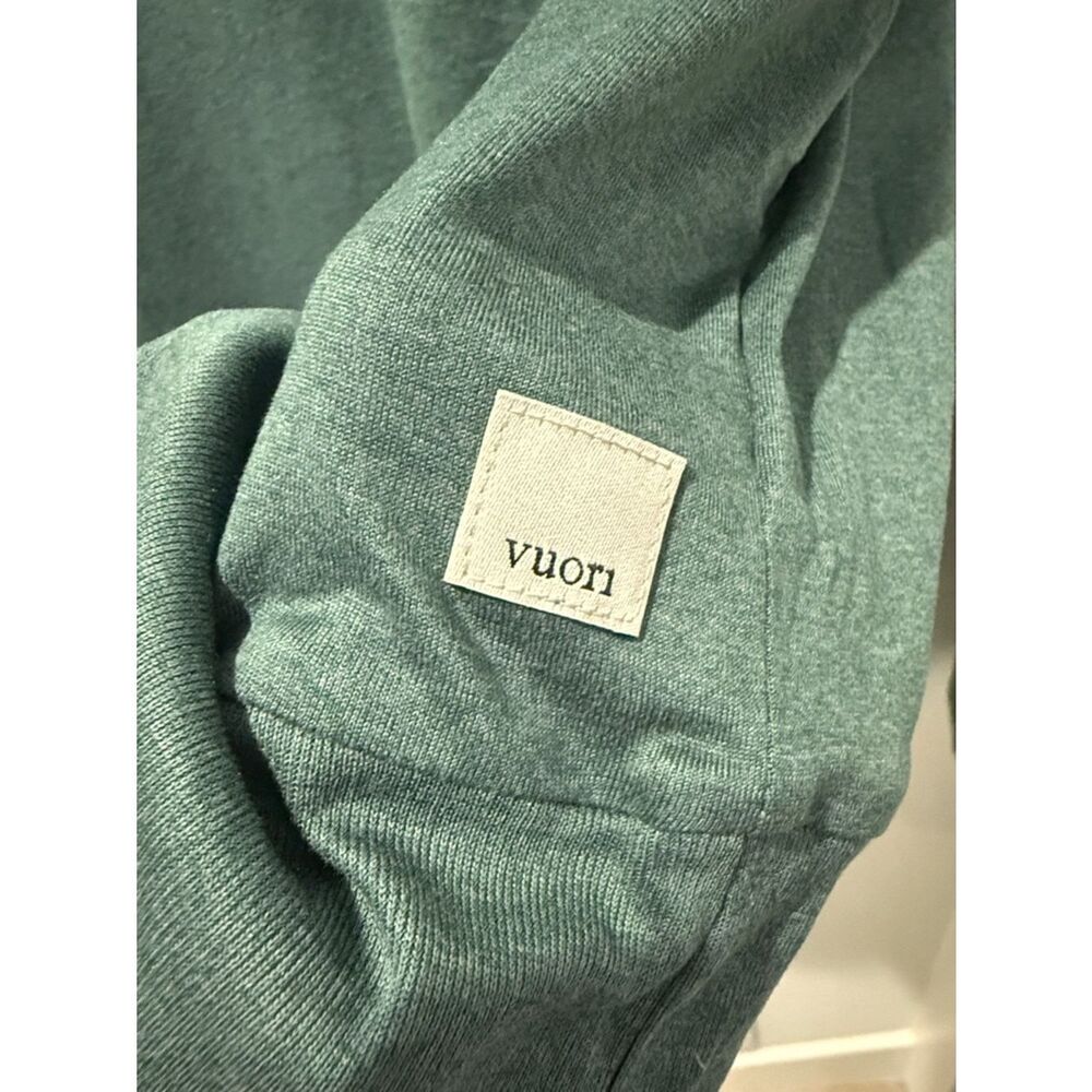 Vuori Daydream Lightweight Crewneck Sweatshirt in Agate Green Heather size L NEW - Picture 4 of 11